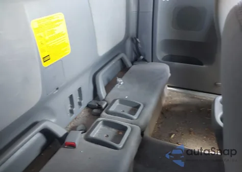 2008 Toyota Tacoma z USA, uszkodzony, nr VIN 5TETX22N08Z552705